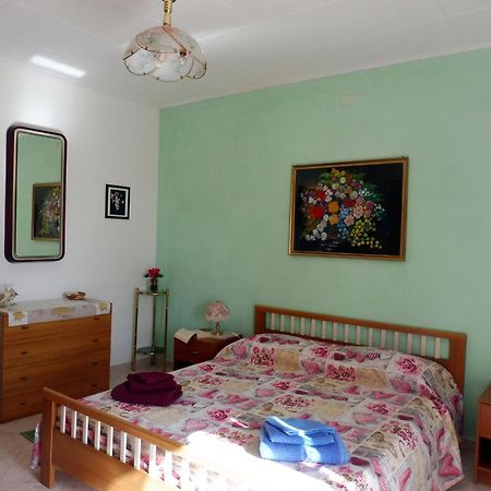 Casa Miriam - Appartamenti Vacanze Виллапутцу Номер фото