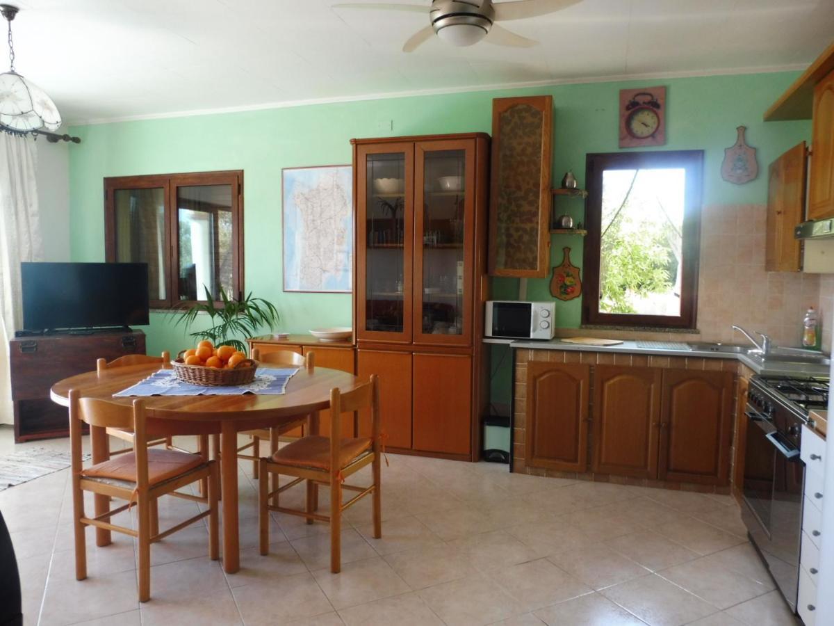 Casa Miriam - Appartamenti Vacanze Виллапутцу Экстерьер фото