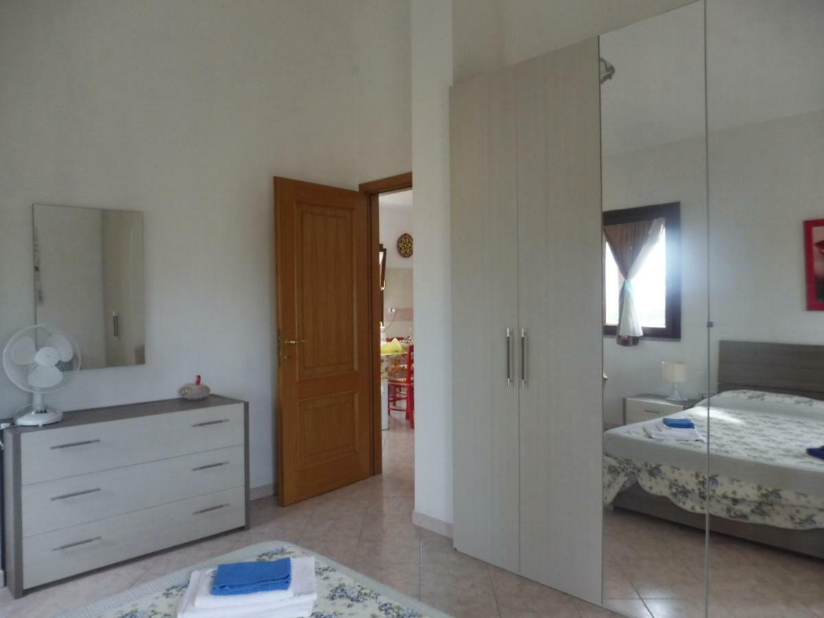 Casa Miriam - Appartamenti Vacanze Виллапутцу Экстерьер фото